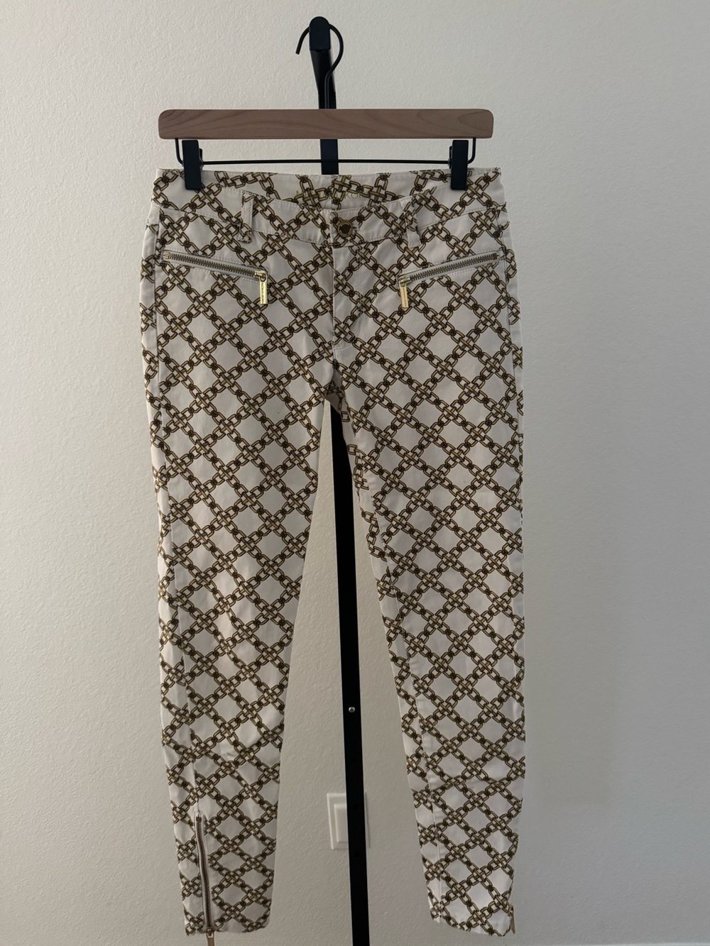 Michael Kors Chain Print Skinny Pants Gold White Equestrian Zip Ankle Size 2
